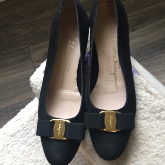 ferragamo ladies shoes